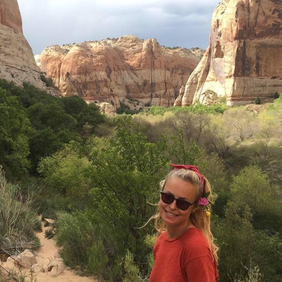 Meet your Posher, Natalia - Picture 1 of 1